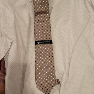 Geoffrey Beene tie 👔 ♥️